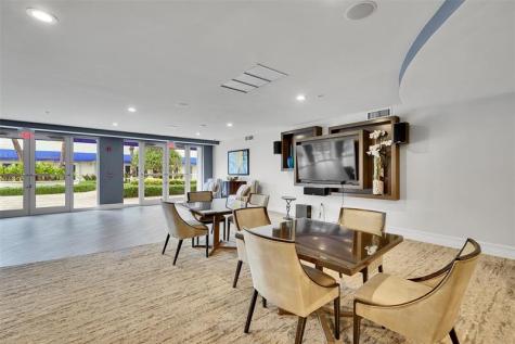 6001 N Ocean Drive Hollywood FL 33019