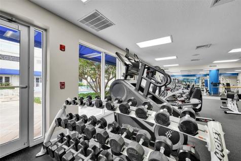 6001 N Ocean Drive Hollywood FL 33019