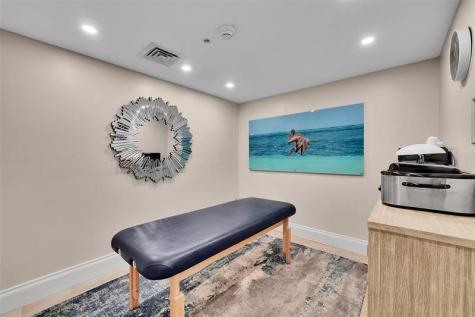 6001 N Ocean Drive Hollywood FL 33019