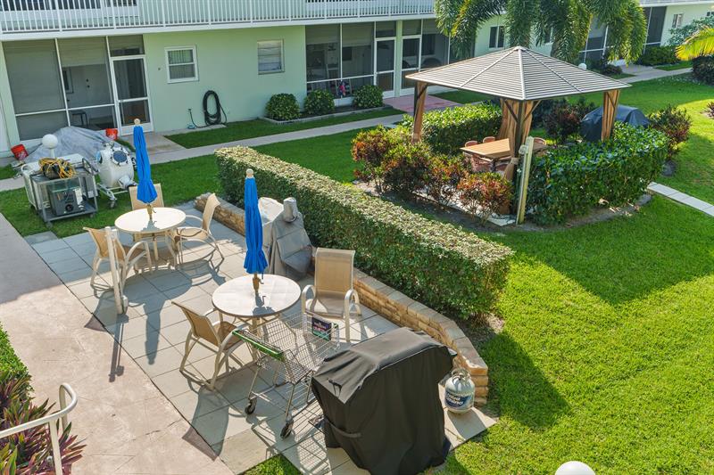 2100 NE 38th Street Lighthouse Point FL 33064