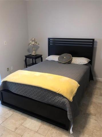 518 Durham R Deerfield Beach FL 33442