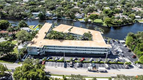 1000 SE 4th Street Fort Lauderdale FL 33301
