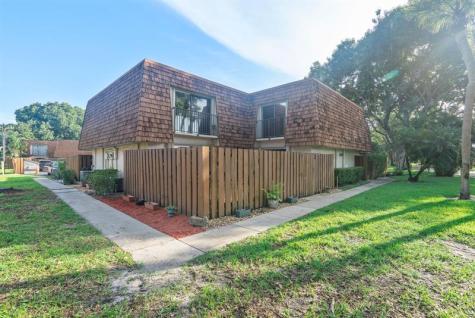 2171 SW 90th Avenue Davie FL 33324