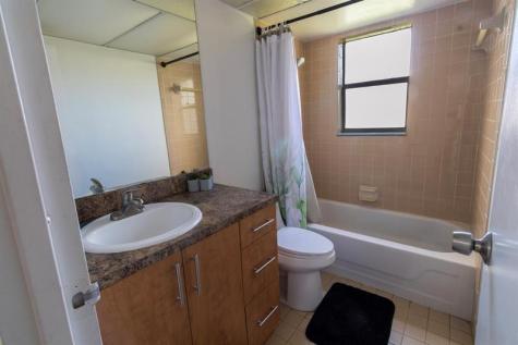 1810 N Lauderdale Avenue North Lauderdale FL 33068