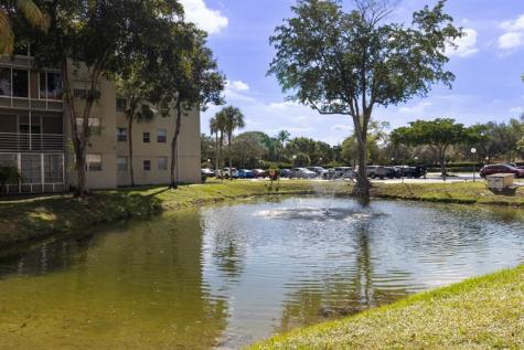 1810 N Lauderdale Avenue North Lauderdale FL 33068