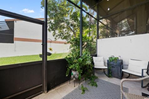 4260 SW 70th Terrace Davie FL 33314