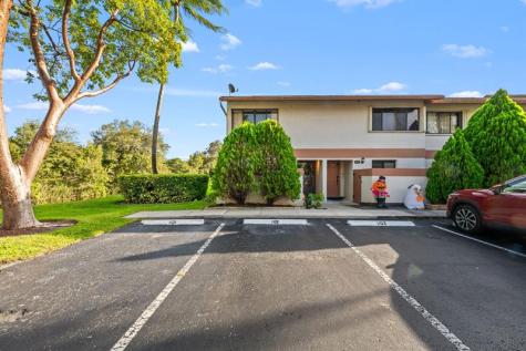 4260 SW 70th Terrace Davie FL 33314