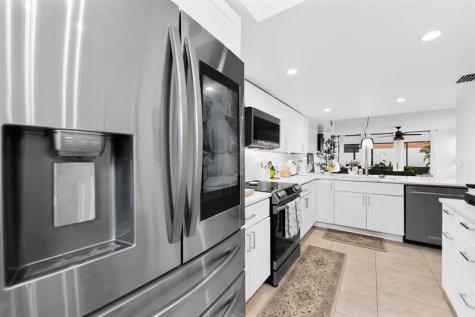 4260 SW 70th Terrace Davie FL 33314
