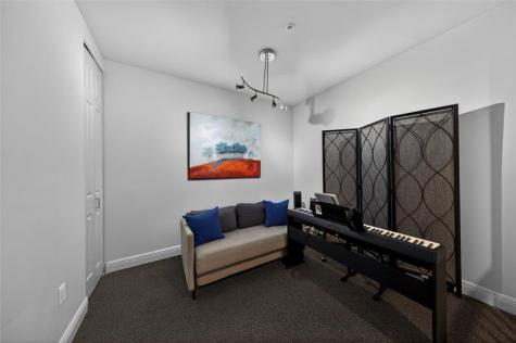 2633 NE 14th Avenue Wilton Manors FL 33334