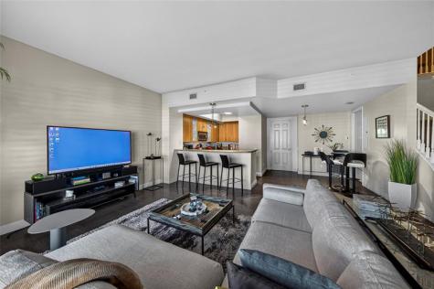 2633 NE 14th Avenue Wilton Manors FL 33334