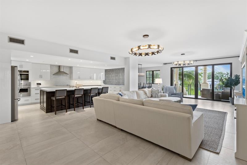 1532 SE 12th Street Fort Lauderdale FL 33316