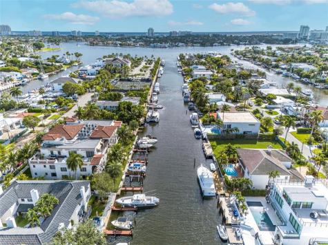 1532 SE 12th Street Fort Lauderdale FL 33316