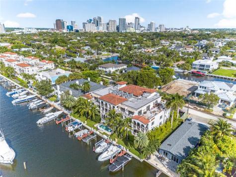 1532 SE 12th Street Fort Lauderdale FL 33316