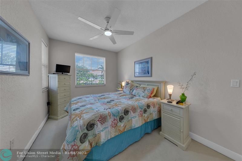 1327 SE 3rd Avenue Pompano Beach FL 33060