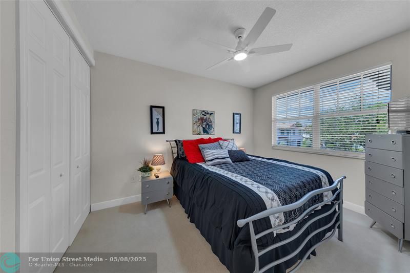 1327 SE 3rd Avenue Pompano Beach FL 33060