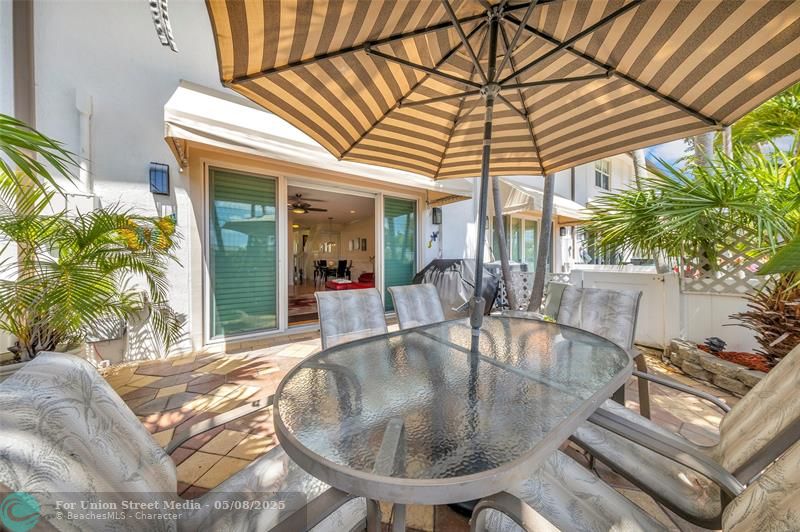 1327 SE 3rd Avenue Pompano Beach FL 33060