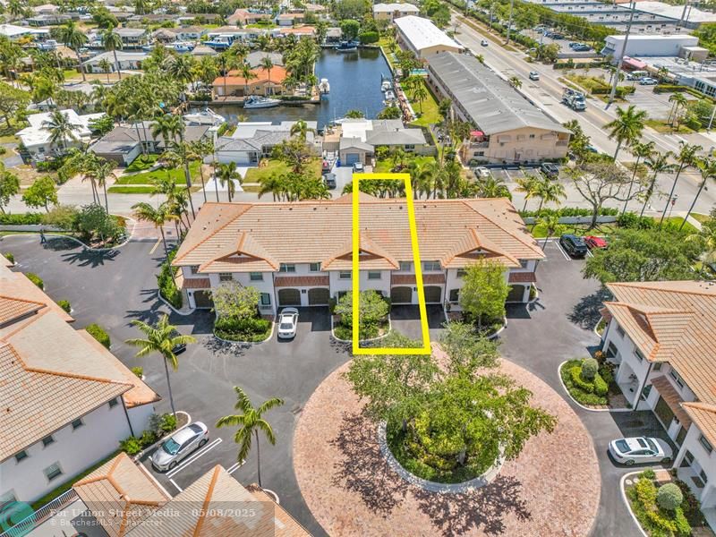 1327 SE 3rd Avenue Pompano Beach FL 33060