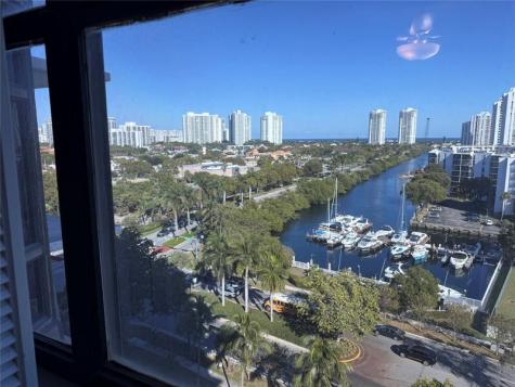 3375 N Country Club Drive Miami FL 33180