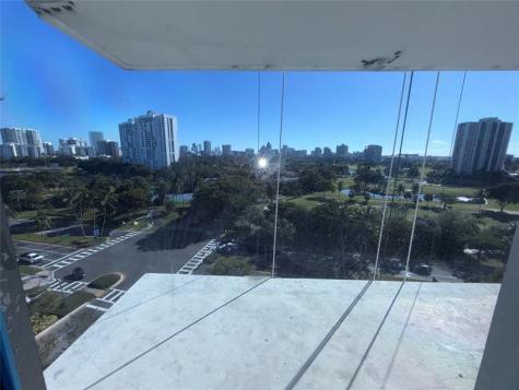 3375 N Country Club Drive Miami FL 33180