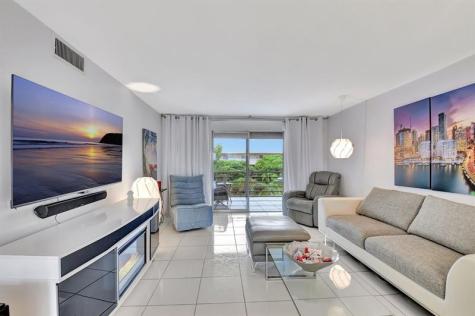 2615 NE 3rd Court Boynton Beach FL 33435