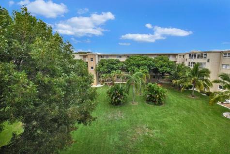 2615 NE 3rd Court Boynton Beach FL 33435