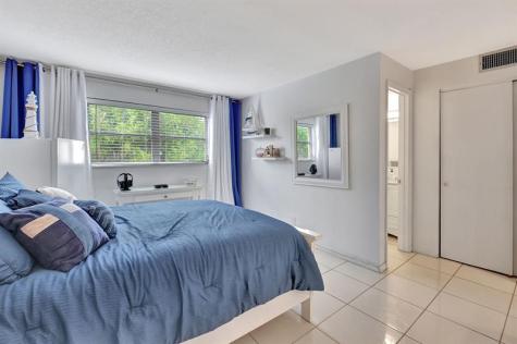 2615 NE 3rd Court Boynton Beach FL 33435