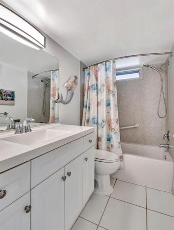 2615 NE 3rd Court Boynton Beach FL 33435