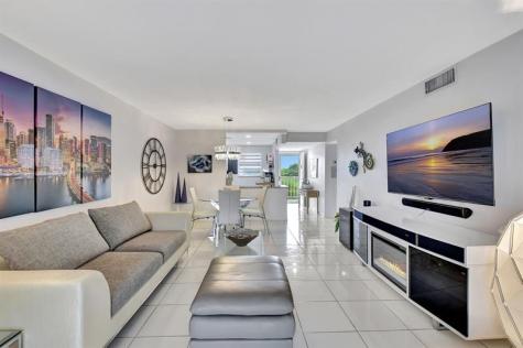 2615 NE 3rd Court Boynton Beach FL 33435