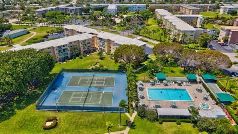 2615 NE 3rd Court Boynton Beach FL 33435