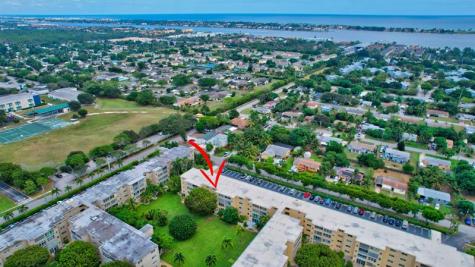 2615 NE 3rd Court Boynton Beach FL 33435