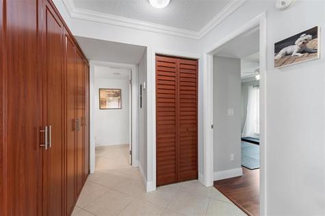 11927 SW 13th Court Davie FL 33325