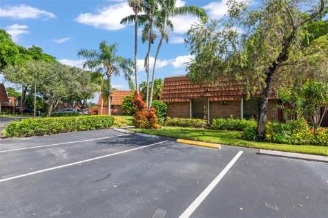 11927 SW 13th Court Davie FL 33325
