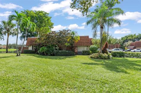 11927 SW 13th Court Davie FL 33325