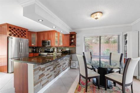 11927 SW 13th Court Davie FL 33325