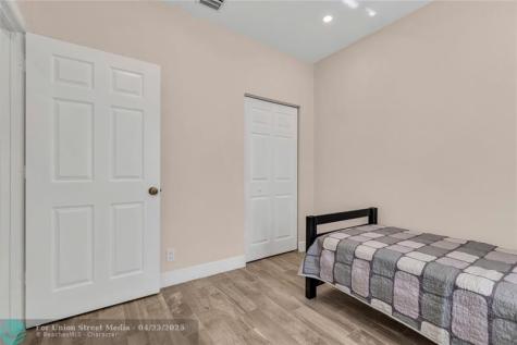 1245 SW 48th Terrace Deerfield Beach FL 33442