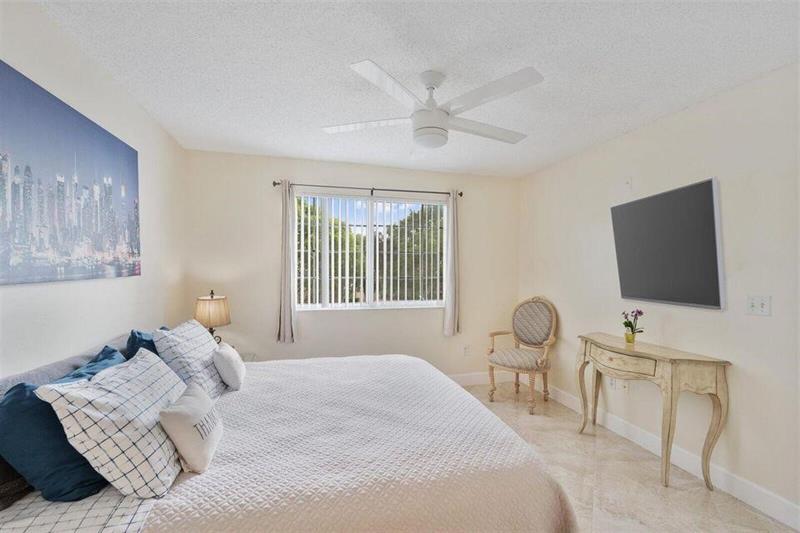 1100 Crestwood Court Royal Palm Beach FL 33411