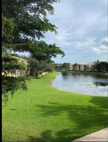1100 Crestwood Court Royal Palm Beach FL 33411