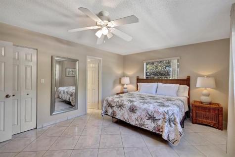 4270 NW 40th Street Lauderdale Lakes FL 33319