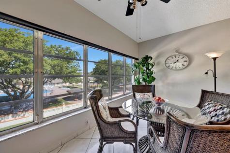 4270 NW 40th Street Lauderdale Lakes FL 33319