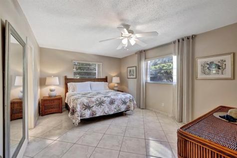 4270 NW 40th Street Lauderdale Lakes FL 33319