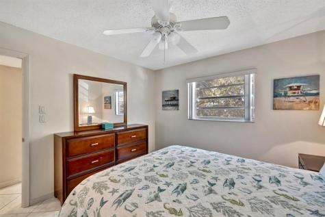 4270 NW 40th Street Lauderdale Lakes FL 33319