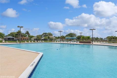 3901 Cocoplum Circle Coconut Creek FL 33063