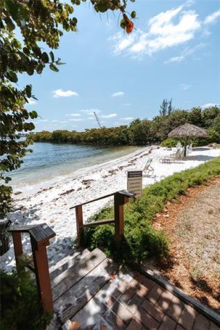 300 Scotia Drive Hypoluxo FL 33462
