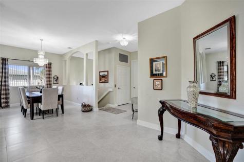 7967 E Exeter Boulevard Tamarac FL 33321