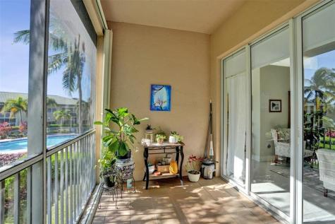 7967 E Exeter Boulevard Tamarac FL 33321
