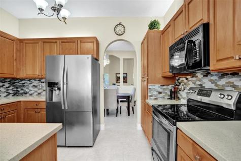 7967 E Exeter Boulevard Tamarac FL 33321