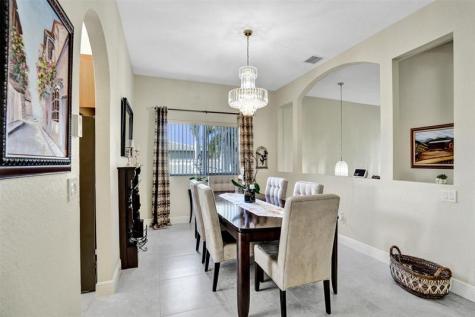 7967 E Exeter Boulevard Tamarac FL 33321