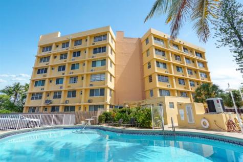 2400 NE 9th Street Fort Lauderdale FL 33304