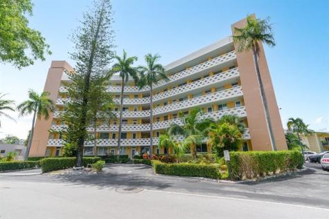 2400 NE 9th Street Fort Lauderdale FL 33304