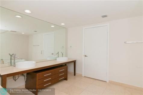 465 Brickell Avenue Miami FL 33131